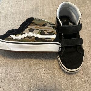 Vans Kids Sneakers - Black and Camouflage